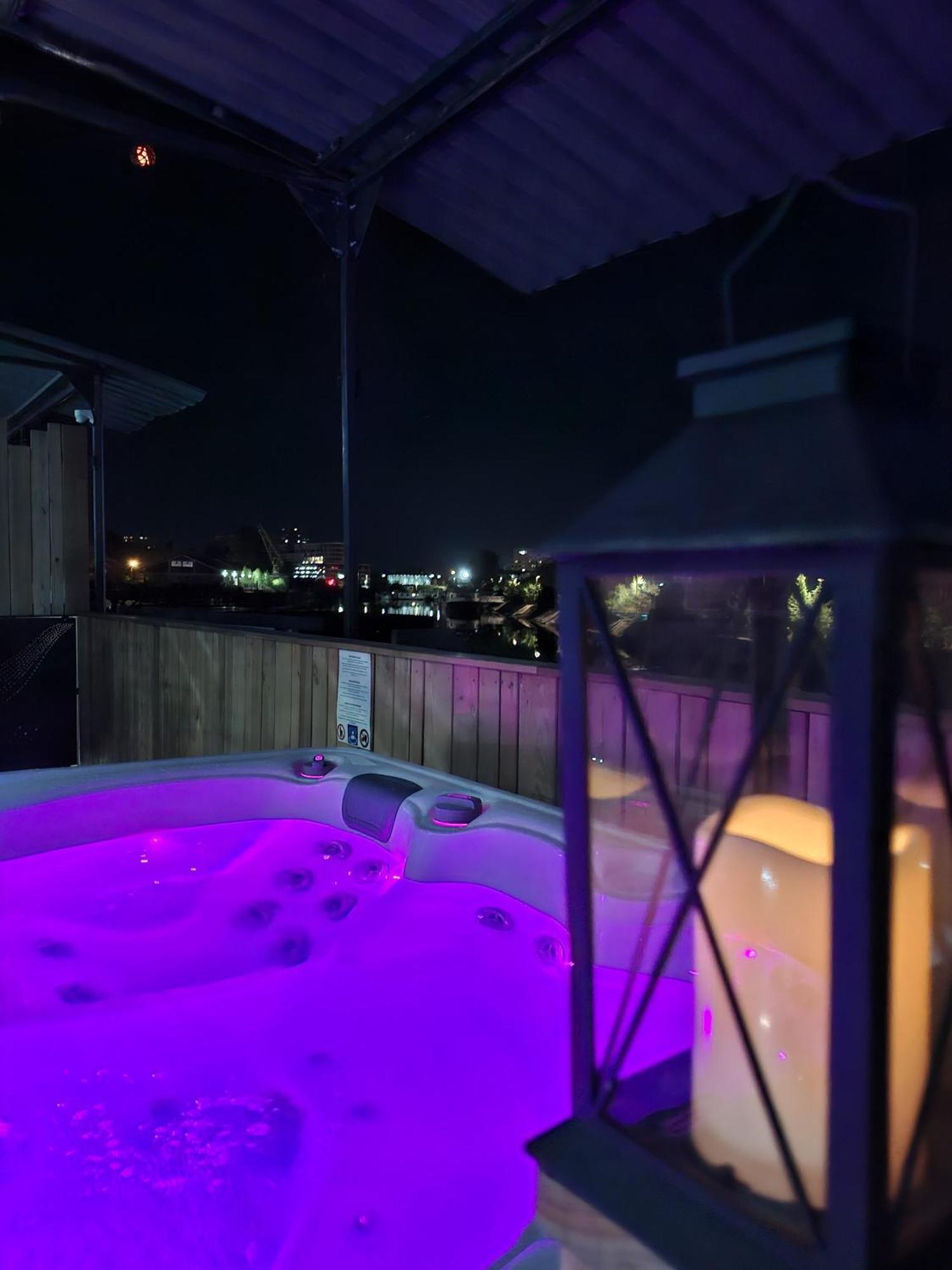 Апартаменты La Peniche De Fabrice Avec Jacuzzi Privatif Страсбург Экстерьер фото